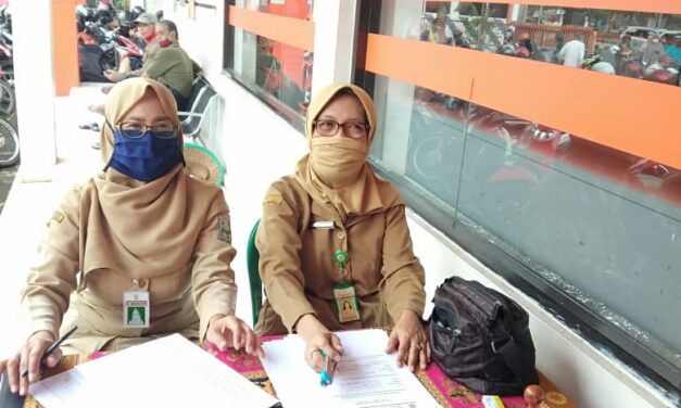 PENCAIRAN DANA BST (BANTUAN SOSIAL TUNAI) KELURAHAN PURBALINGGA KULON