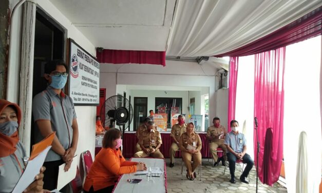 PENCAIRAN DANA BST (BANTUAN SOSIAL TUNAI) KELURAHAN PURBALINGGA KULON