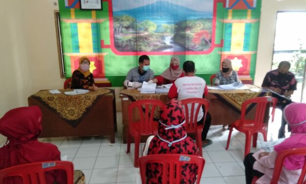 PENCAIRAN BANTUAN BPNT PERLUASAN KELURAHAN PURBALINGGA