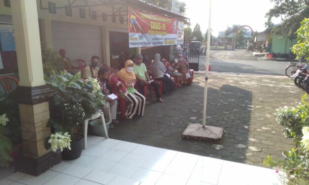 PENCAIRAN BANTUAN PROVINSI KELURAHAN PURBALINGGA KULON